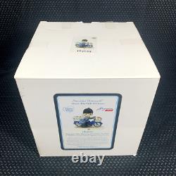 Precious Moments SINGAPORE POST EXCLUSIVE Singapore's Postal Service 189609 NEW