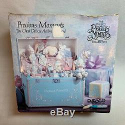 Precious Moments TOY CHEST DELUXE ACTION MUSICAL My Favorite Things I973