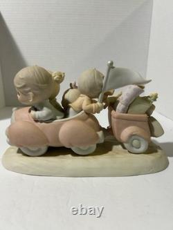 Precious Moments The Fun Is Being Together 2000 #730262