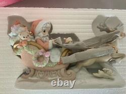 Precious Moments The True Spirit Of Christmas Guides The Way (104784) Ltd Ed