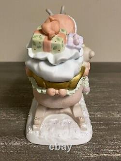 Precious Moments The True Spirit Of Christmas Guides The Way 104784 Mint In Box