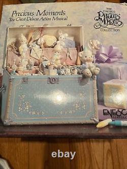 Precious Moments Toy Chest Deluxe Action Musical My Favorite Things 1991 WithBox