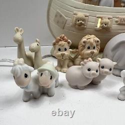 Precious Moments Two by Two Noah's Ark Nightlight withELEVEN Figurines LIONS Mint