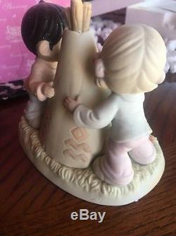 Precious Moments Twogether We Can Move Mountains MIB 104276