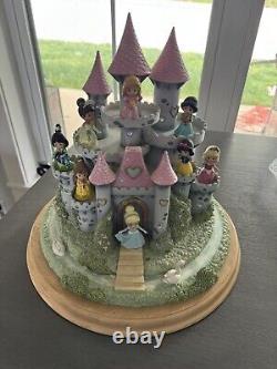 Precious Moments Ultimate Disney Princess Castle with 8 Figurines Large 12