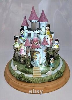 Precious Moments Ultimate Disney Princess Castle with 8 Figurines Large 12