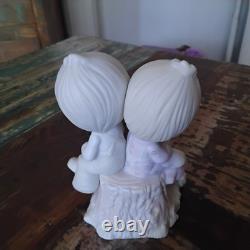 Precious Moments Vintage Figurine Love One Another E-1376 No Box RARE PIECE