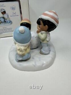 Precious Moments WHAT THE WORLD NEEDS NOW 112001 Figurine Statue RARE