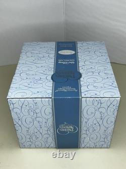 Precious Moments Walt Disney The Shortest Distance Between Two Hearts withBox 2007