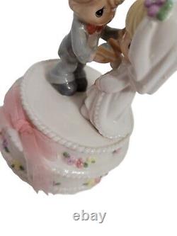 Precious Moments Wedding Cake Topper Groom Bride Couple Rare Retired Figurine