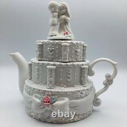 Precious Moments Wedding Shaped Musical Teapot Music Box 1996 NIB