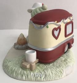 Precious Moments Wishing You A Merry Camper Christmas 221035 Couple Camping NEW