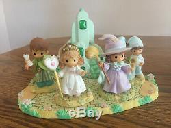 Precious Moments Wizard of Oz 15 Piece Set -Over Rainbow, Emerald City, Munchkin