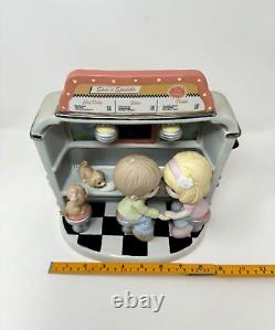 Precious Moments YOU MAKE MY HEART FLOAT Figurine Limited Edition #54017 2015