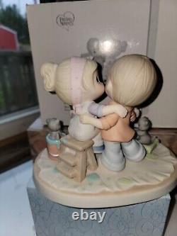 Precious Moments You Add Color To My World Limited Edition Figurine With Blue Eyes