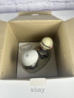 Precious Moments You're Picture Perfect 123007 Porcelain Figurine, NEW in box