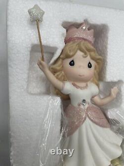 Precious Moments'Your Heart Will Always Lead You Home' Figure #114033 in Box