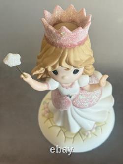 Precious Moments Your Heart Will Always Lead You Home Figurine 114033 (SB1388)