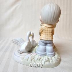 Precious Moments'Your Love Gives Me Wings' 2006 Swans Lake Pond Couple 610070