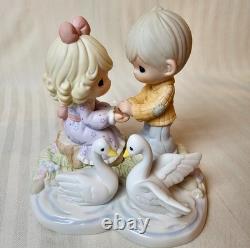 Precious Moments'Your Love Gives Me Wings' 2006 Swans Lake Pond Couple 610070