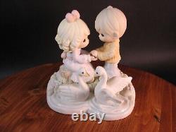 Precious Moments Your Love Gives Me Wings 610070 Couple With Swans Figurine