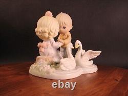 Precious Moments Your Love Gives Me Wings 610070 Couple With Swans Figurine