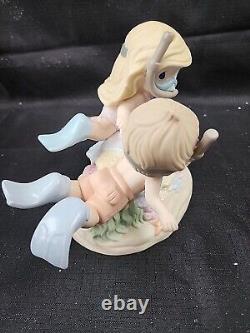 Precious Moments Your Love Is A Precious Pearl Limited Edition Figurine 202010