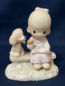 Precious Moments figurines, Loving is Sharing 1979, Vintage Collectable