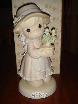 Precious Momets Love Grows Here 9 inch 272981 withSpecial Glass Case 1663/2000