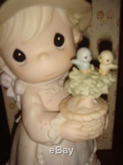 Precious Momets Love Grows Here 9 inch 272981 withSpecial Glass Case 1663/2000