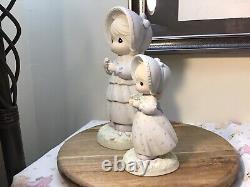 Precious moments figurines 9 Inch Easter seals & Reg Size, 2 pieces He loves me