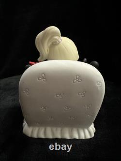 Precious moments figurines Friends Share The Story Of Our Hearts Disney