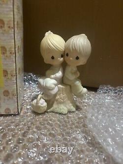 RARE 1978 Precious Moments Love One Another Jonathan and David Figurine