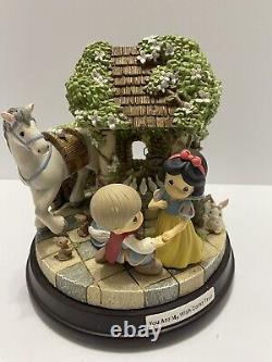 RARE Disney Showcase Snow White Precious Moments You Are My Wish Come True # 182