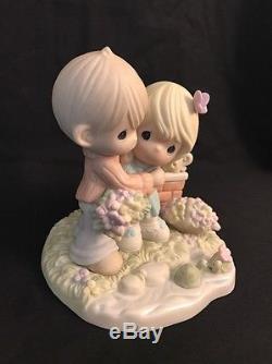 RARE Precious Moments Embraced In Your Love 2006 Figurine 630041 Figure Statue