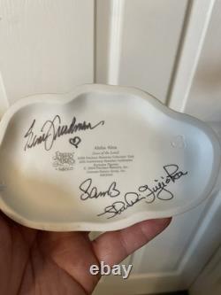 Rare Hawaii Exclusive Signed Precious Moments set Wiki Wiki Transit & Aloha Aina