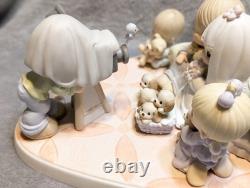 Rare Precious Moments A Portrait Of Loving Caring And Sharing SIGNED 25th Anv