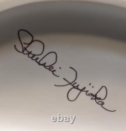 Rare Precious Moments A Portrait Of Loving Caring And Sharing SIGNED 25th Anv