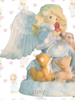 Rare Precious Moments Joy To The World Music Box 2017 Angel Winter Holiday