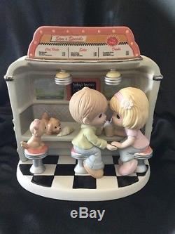 SALE! Precious Moments You Make My Heart Float Limited Edition Figurine #154017
