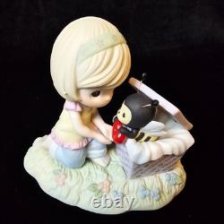 SIGNED Precious Moments Bee The Gift of Love Chapel Event Exclusive Bug NIB