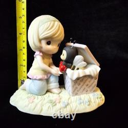 SIGNED Precious Moments Bee The Gift of Love Chapel Event Exclusive Bug NIB