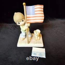 SIGNED Precious Moments Holding Onto Freedom USA Flag Patriotic Chapel Event