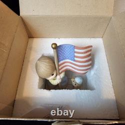 SIGNED Precious Moments Holding Onto Freedom USA Flag Patriotic Chapel Event