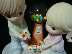 T Precious Moments-Couple/Gumball Machine-I Count My Blessings Everyday With You