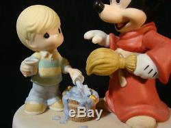 T Precious Moments-Disney Showcase-Sorcerer Mickey Mouse