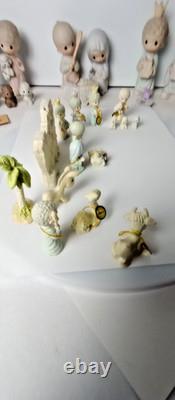 VTG Precious Moments Come Let Us Adore Him 5 & Nativity Set 1 1/2-28 pcs withBox