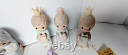 VTG Precious Moments Come Let Us Adore Him 5 & Nativity Set 1 1/2-28 pcs withBox