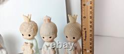 VTG Precious Moments Come Let Us Adore Him 5 & Nativity Set 1 1/2-28 pcs withBox
