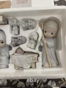 Vintage 1984 Precious Moments Come Let Us Adore Him Nativity Set WithCassette